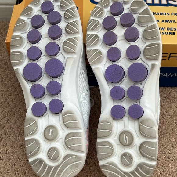 Skechers White Go Walk Sneakers Hands Free Slip-Ins 6.5 - Picture 4 of 7